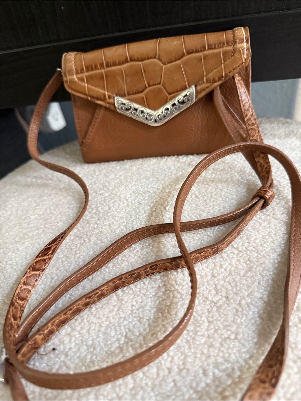Brighton Mingle Envelope Croc Leather Crossbody Wallet Pouch
